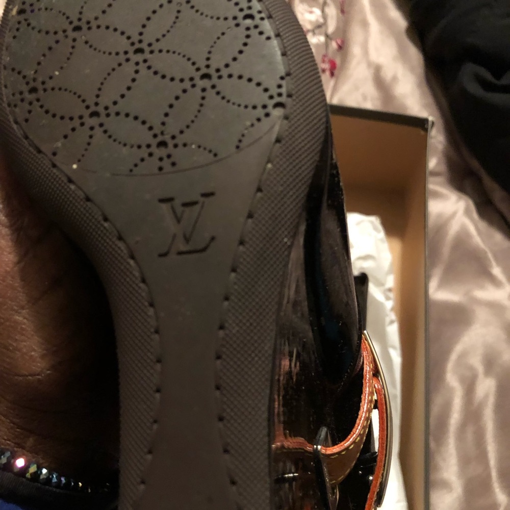 Louis Vuitton patent leather wedge knee boots - Picture 5 of 6